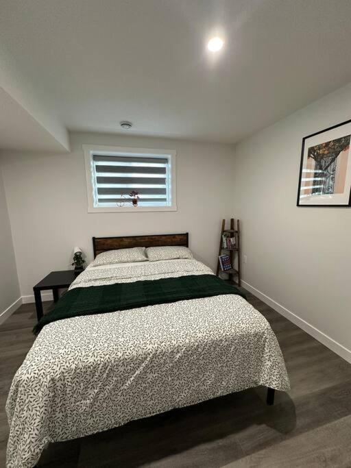 The Urban Nest Villa Calgary Ngoại thất bức ảnh